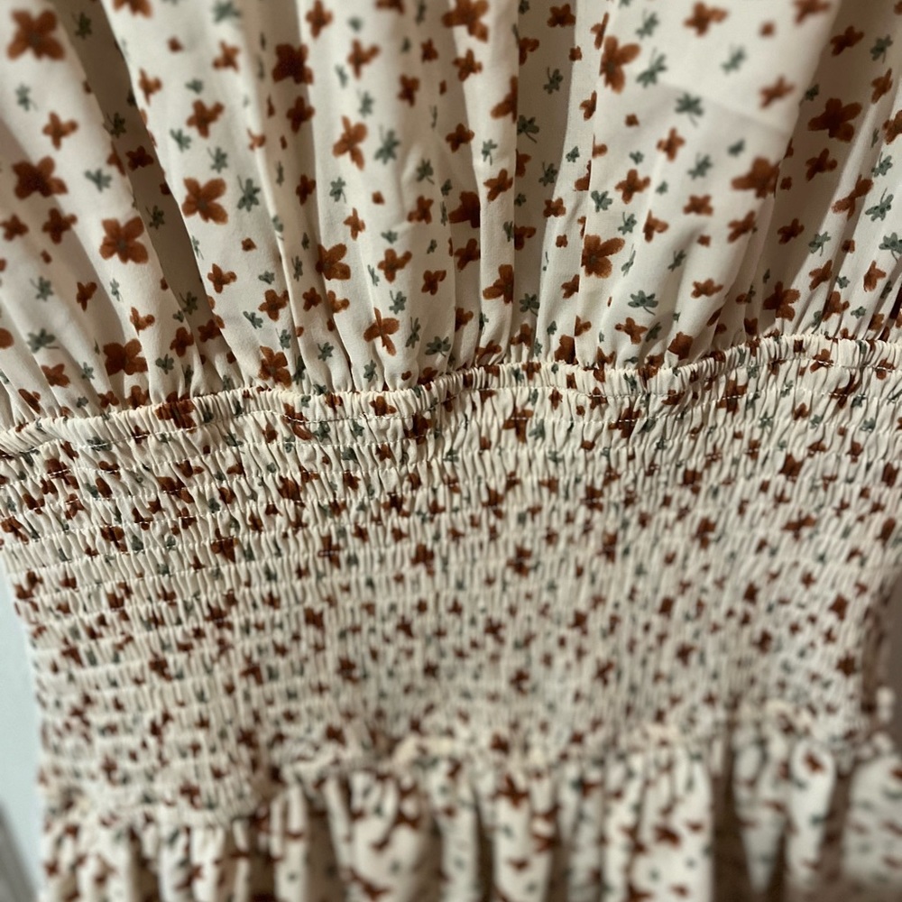 Sabo Skirt dress. - Picture 7 of 9